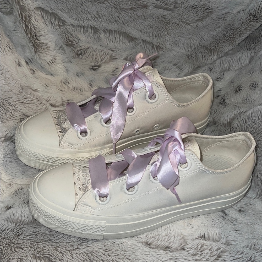 White Platform Converse with Lavender Satin Laces SZ 8 NIB